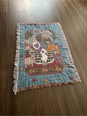 Cute Noah’s Ark Tapestry Throw Blanket – Soft Woven Blanket – Very Good Conditio